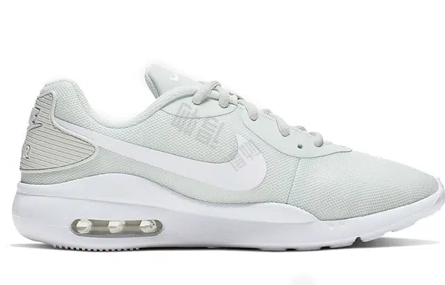 Nike Air Max Oketo
