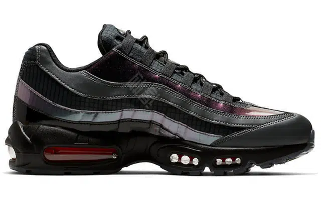Nike Air Max 95 LV8