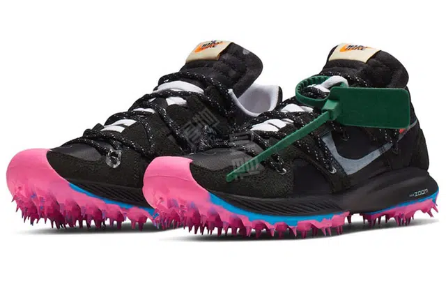 OFF-WHITE x Nike Air Zoom Terra Kiger 5