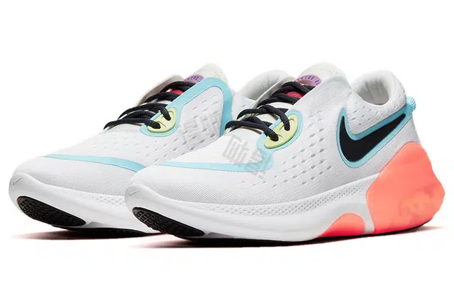 Nike Joyride Run 1 Flyknit Racer