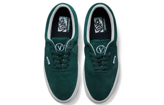 Vans Era