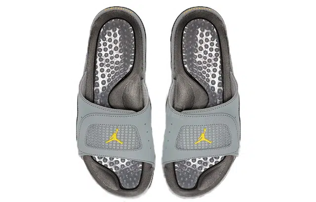 Jordan Hydro IV Retro