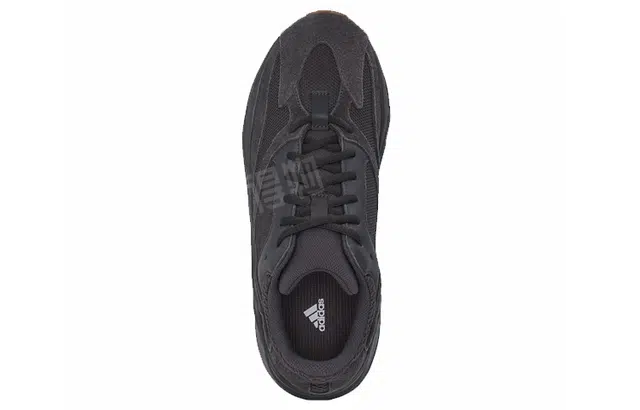 adidas originals Yeezy boost 700 "Utility Black" 2019