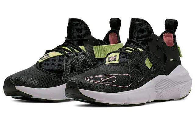 Nike Huarache Type N.354
