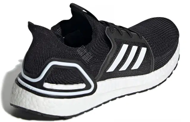 adidas Ultraboost 19 U