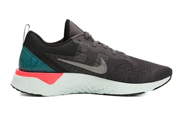 Nike Odyssey React