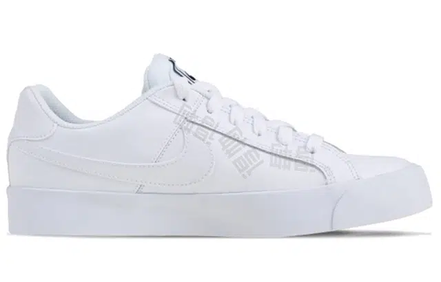 Nike Court Royale AC