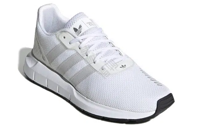 adidas originals Swift Run RF