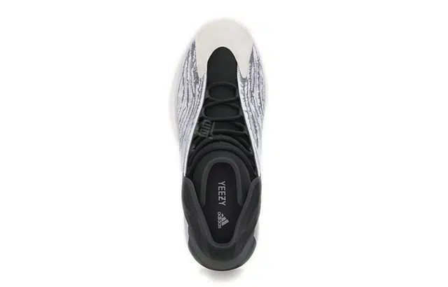 adidas originals Yeezy QNTM Lifestyle Model