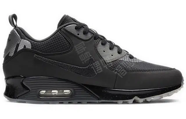 UNDEFEATED x Nike Air Max 90