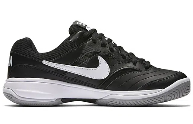 Nike Court Lite