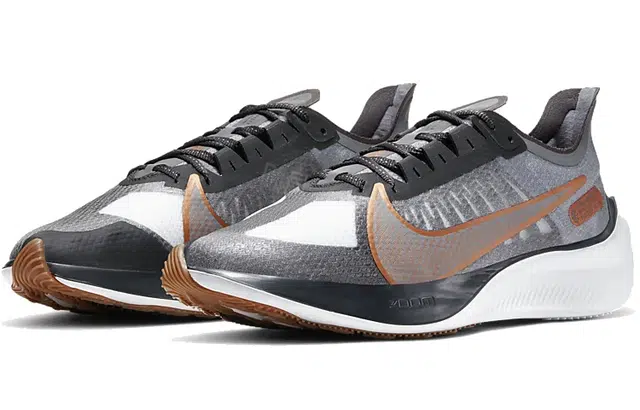 Nike Zoom Gravity 1