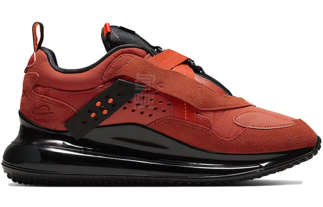 Nike Air Max 720 SlipOBJ