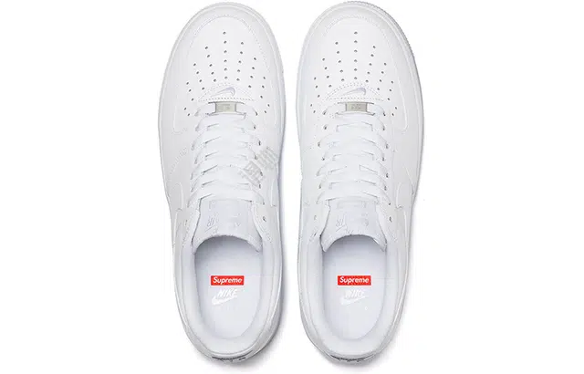 Supreme x Nike Air Force 1 "box logo"