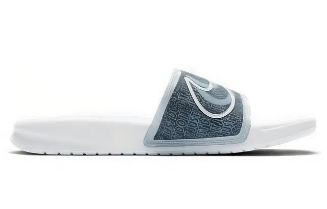 Nike Benassi LX