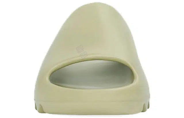 adidas Yeezy Slide "Resin"