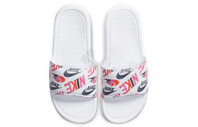 Nike Benassi JDI Floral