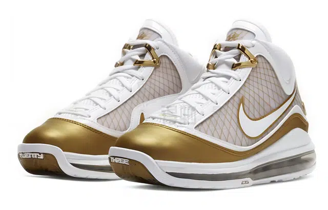 Nike Lebron 7 QS China Moon 2020