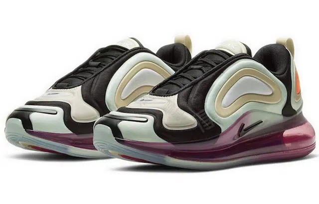 Nike Air Max 720