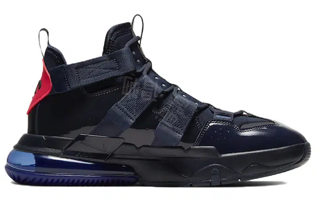 Nike Air Edge 270