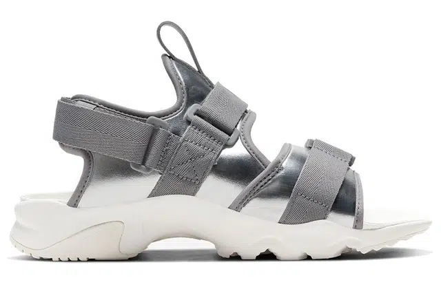 Nike Canyon