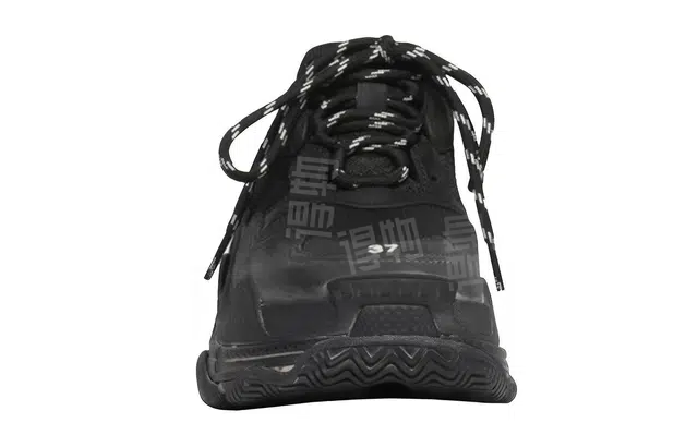 Balenciaga Triple S