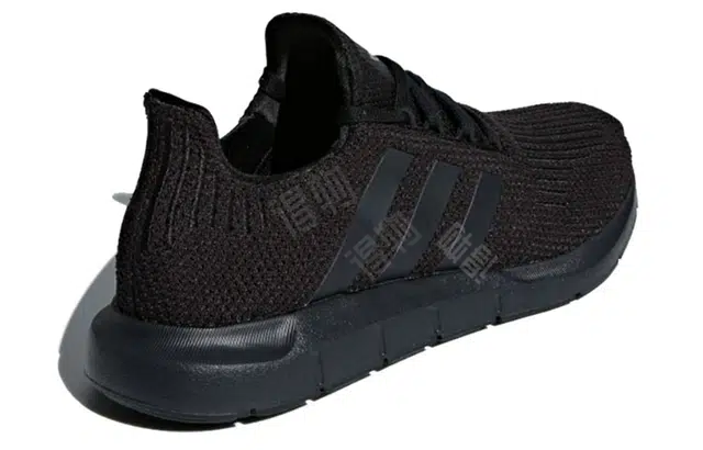 adidas originals Swift Run