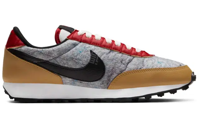 Nike Daybreak QS