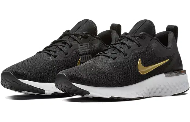 Nike Odyssey React React Flyknit