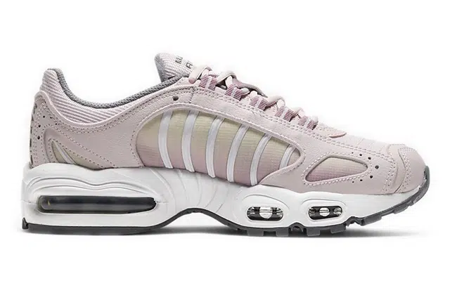 Nike Air Max Tailwind 4