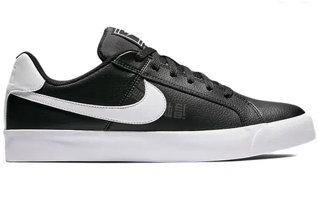 Nike Court Royale Ac