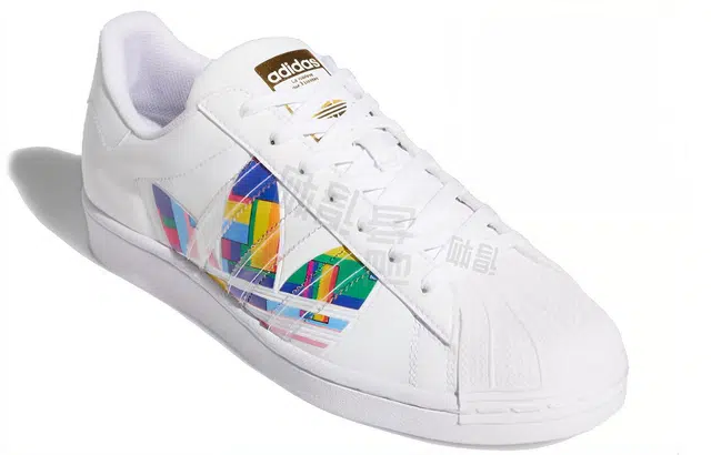adidas originals Superstar Pride LOGO