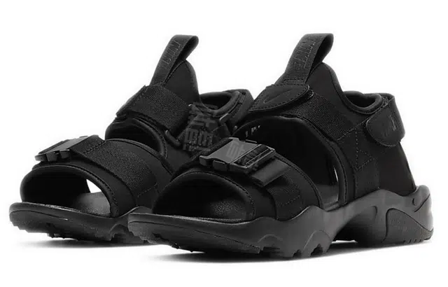 Nike Canyon Sandal
