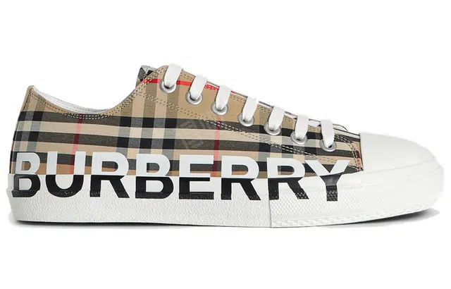 Burberry Vintage