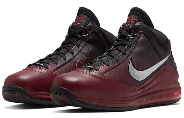 Nike Lebron 7 qs christmas 2019