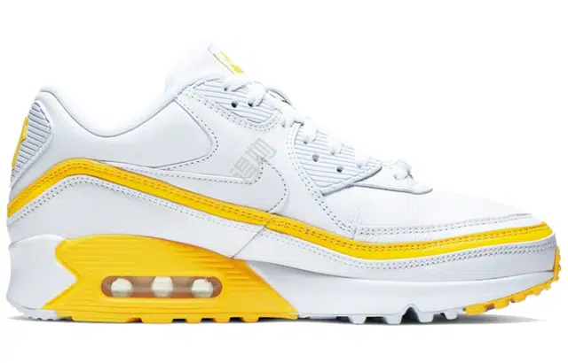 UNDEFEATED x Nike Air Max 90