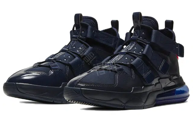 Nike Air Edge 270