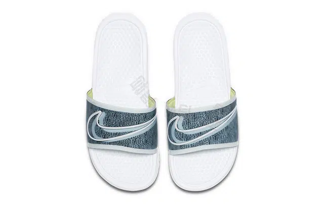Nike Benassi LX