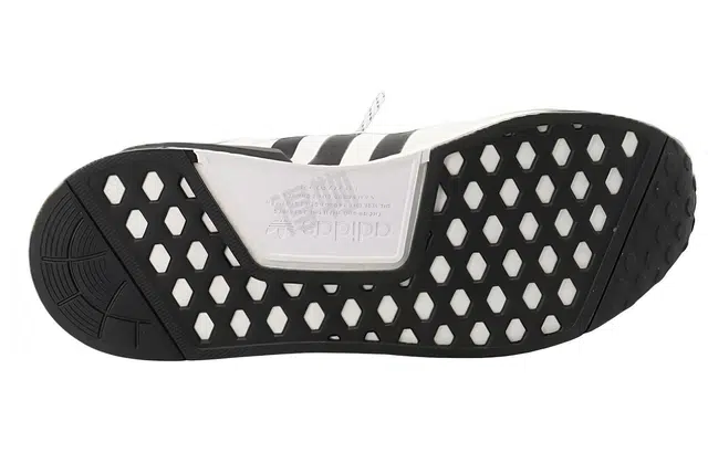 adidas originals NMD_R1 V2