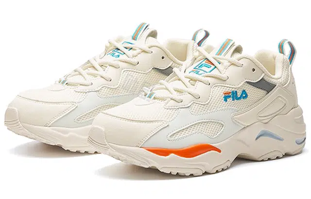 FILA Tracer