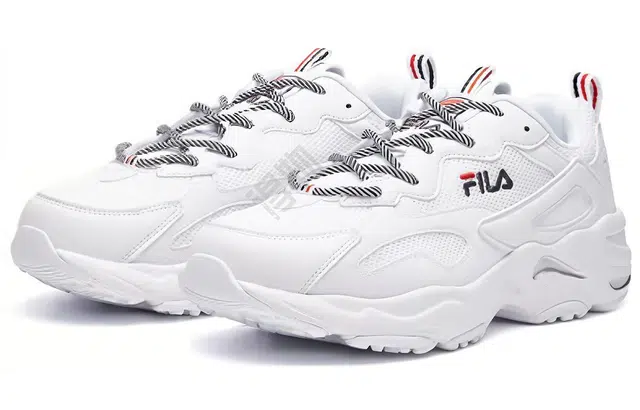 FILA Tracer