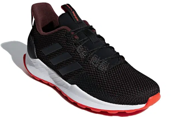 adidas neo Questar Trail