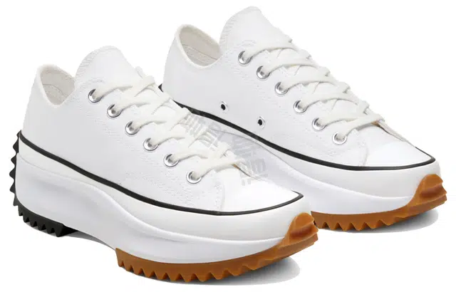 Converse Run Star Hike