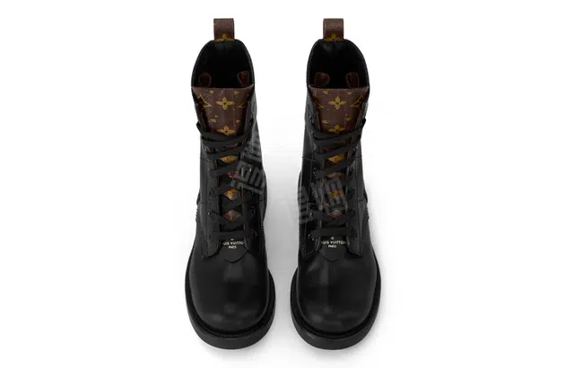 LOUIS VUITTON MetropolisRanger