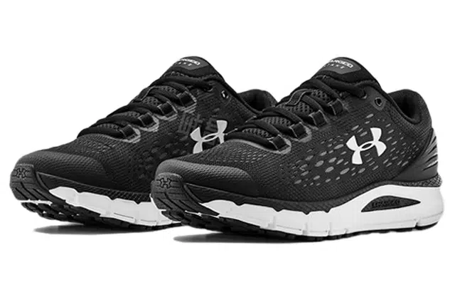 Under Armour Charged Intake 4