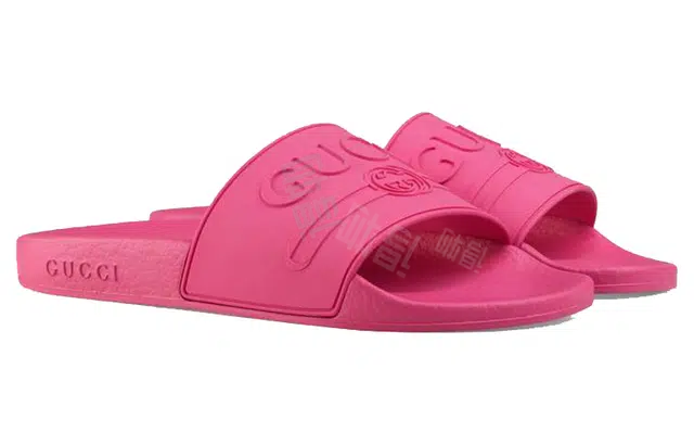 GUCCI Rubber Slide Logo