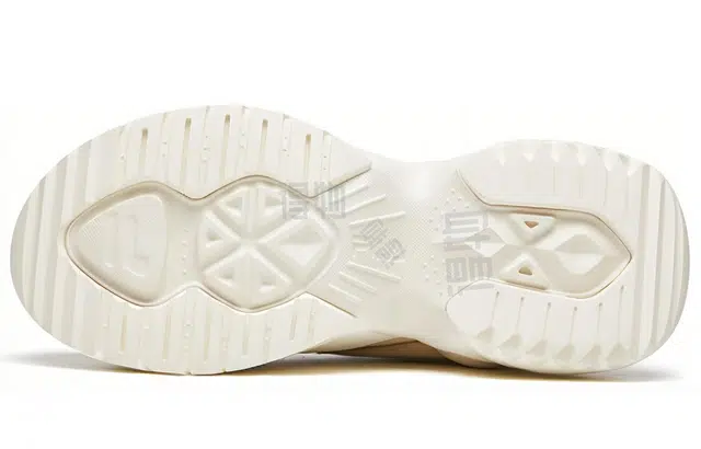 FILA FUSION Ray 1 Pose Ray