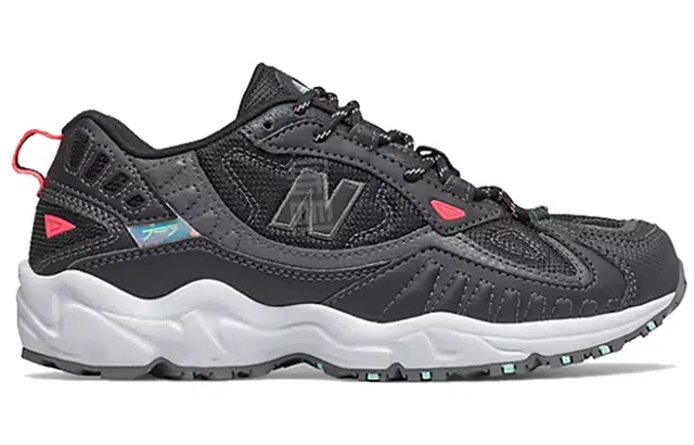 New Balance NB 703