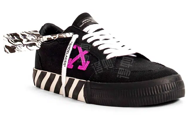 OFF-WHITE Virgil Abloh