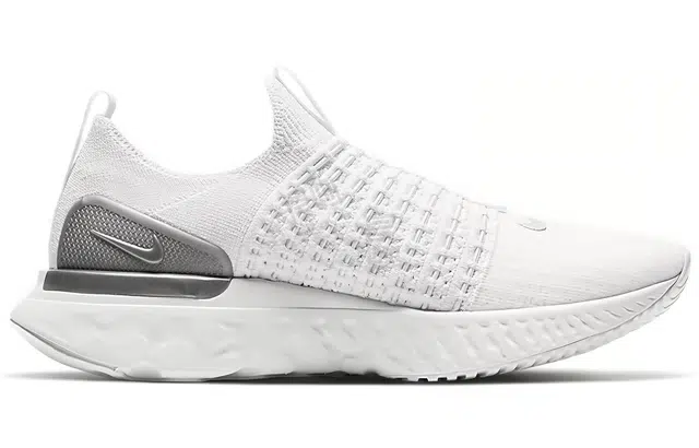 Nike React Phantom Run Flyknit 2